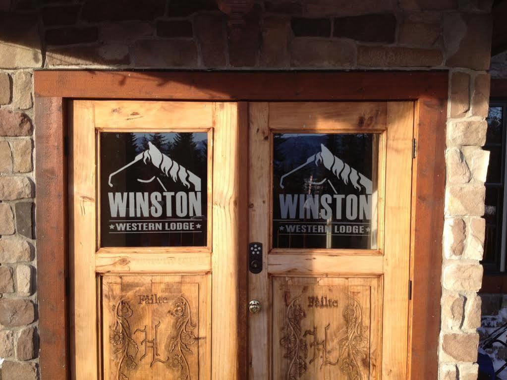 Winston Lodge Golden Dış mekan fotoğraf
